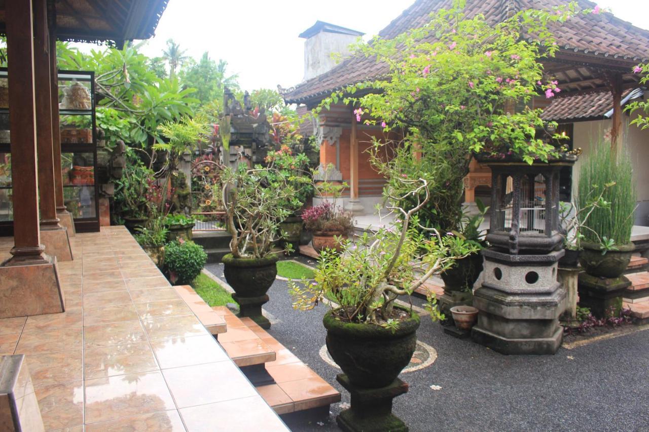 Intan Guest House อูบุด ภายนอก รูปภาพ